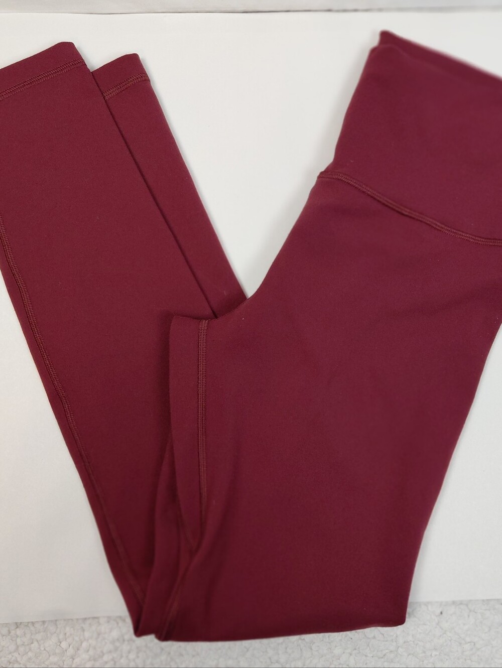 Aritzia Golden Leggings Size 6 Burgundy Red Workout Gym Yoga Active - Picture 2 of 5